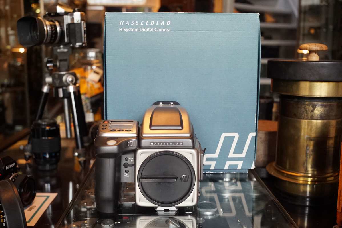 Hasselblad Rear Lens Cover/Camera Body Cap Dust Protector for Hasselblad H H6D H5D H4D H3D 