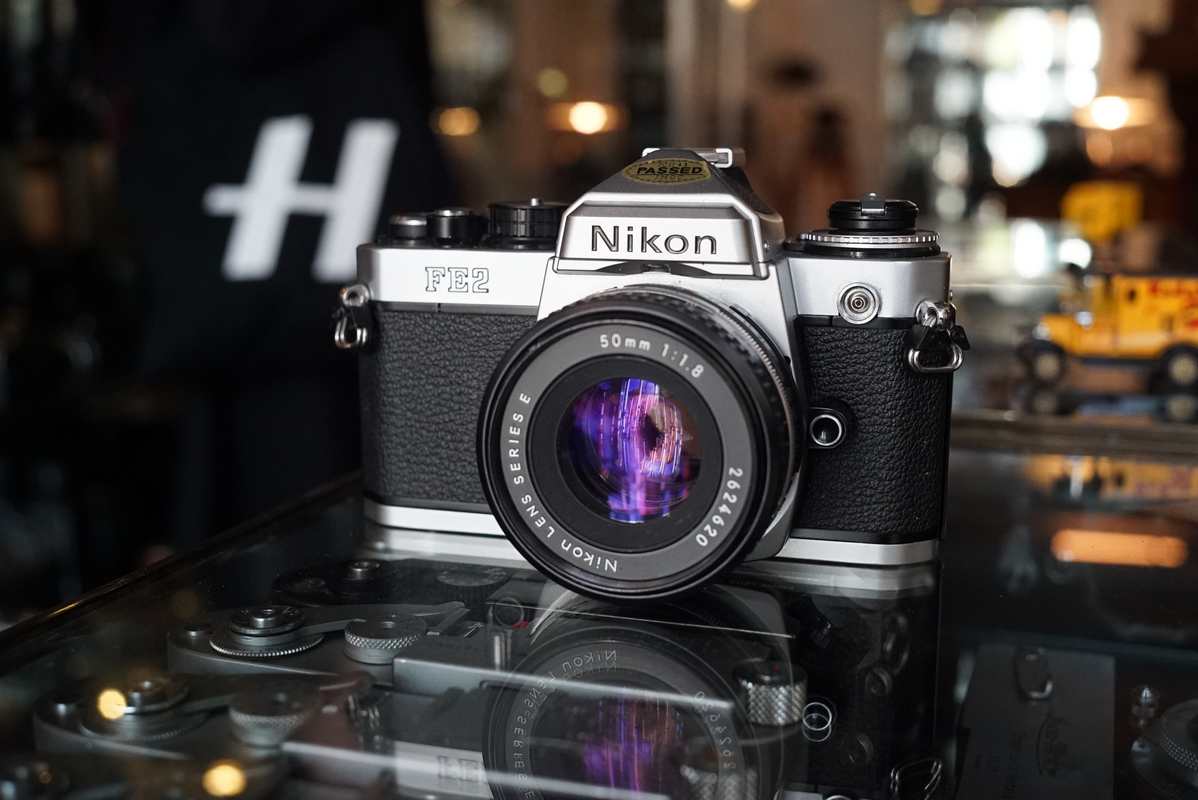 nikon fe2 silver