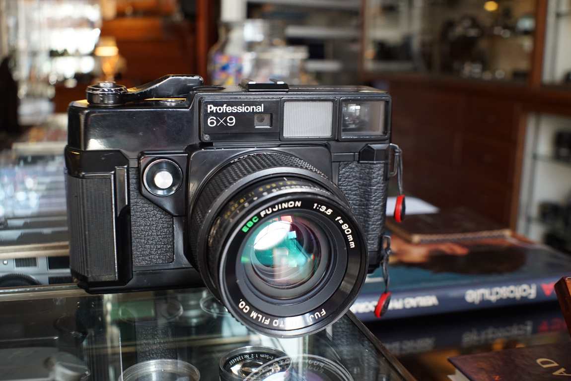 Fujica GW690 medium format rangefinder