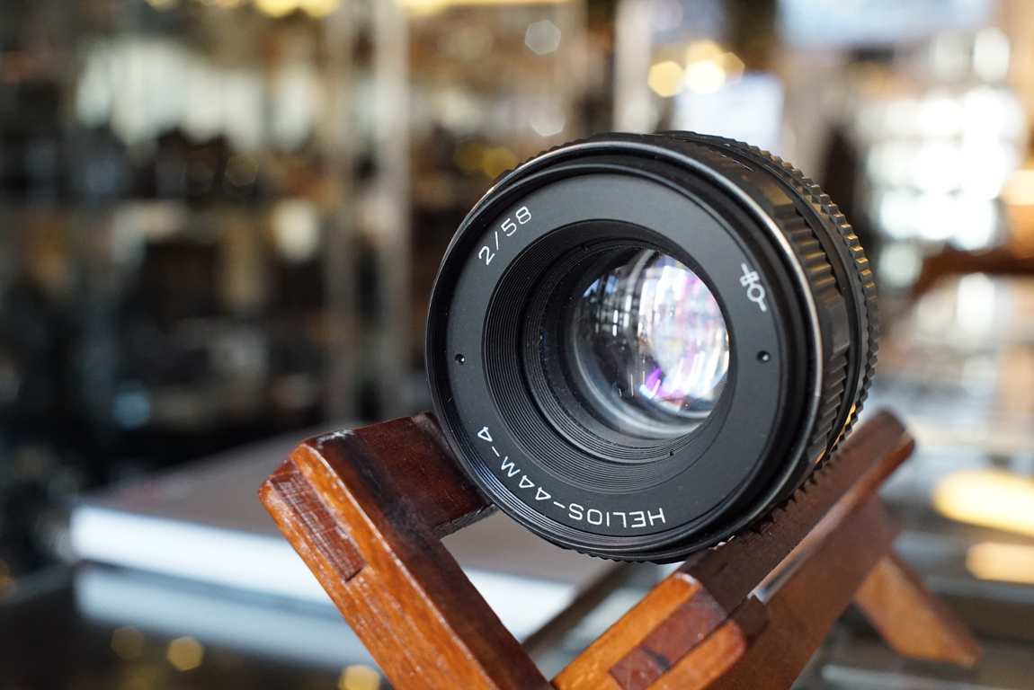 Helios-44M4 58mm F/2 USSR lens M42 - Fotohandel Delfshaven / MK Optics