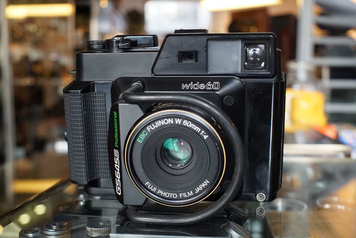 Fujifilm GS645S Professional wide60（整備品） - フィルムカメラ