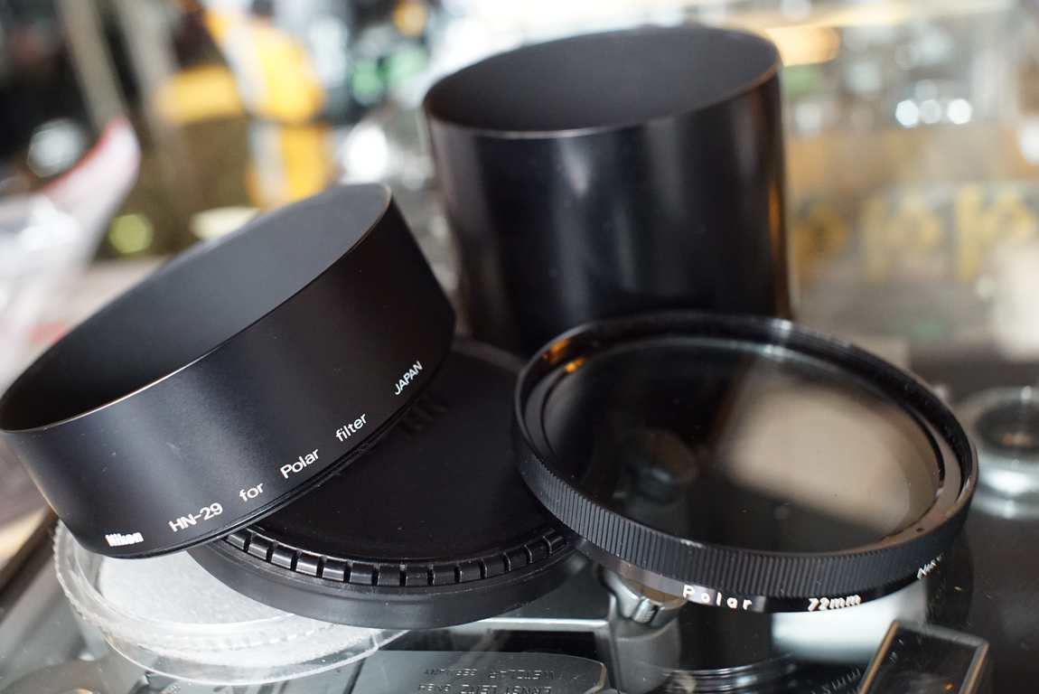 nikon 72mm lens hood