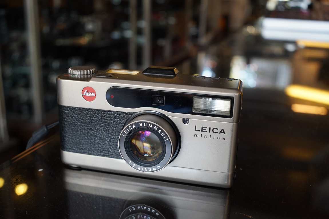 Leica Minilux with Summarit 40mm F/2.4 - Fotohandel Delfshaven