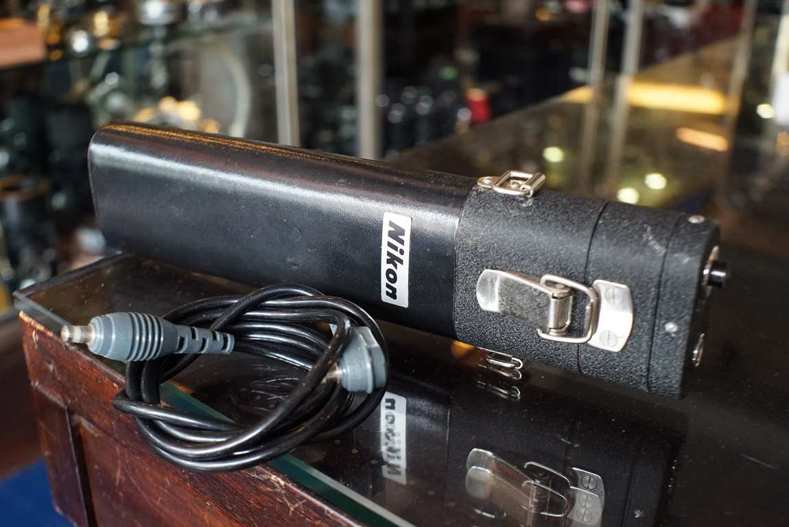 nikon f battery