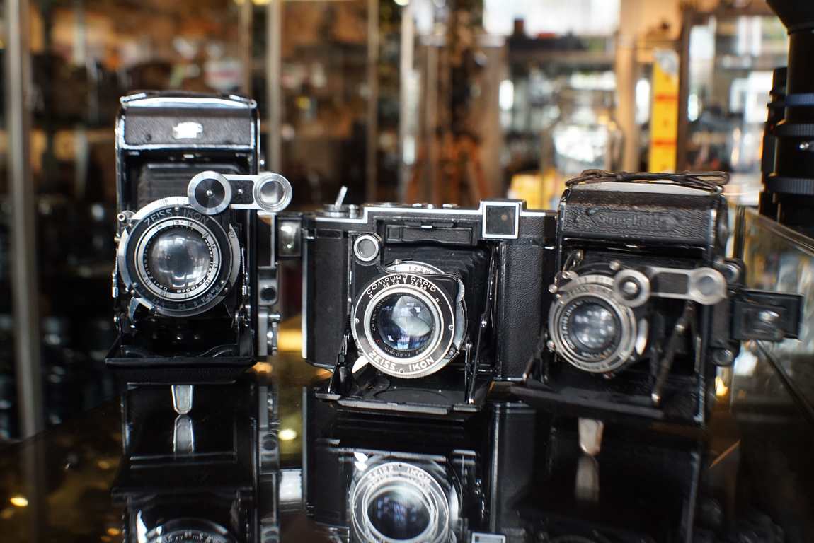 Lot of 3x Zeiss Ikon Super Ikonta cameras - Fotohandel Delfshaven
