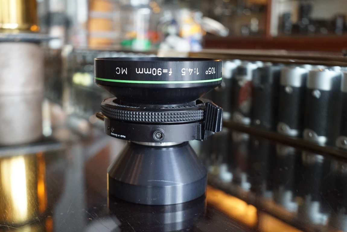 Sinar Sinaron W 90mm F/4.5 MC lens, in Pro Prontor shutter