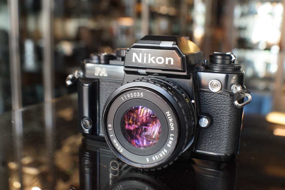 Nikon FA black + Nikon 50mm f/1.8 E AIS - Fotohandel Delfshaven